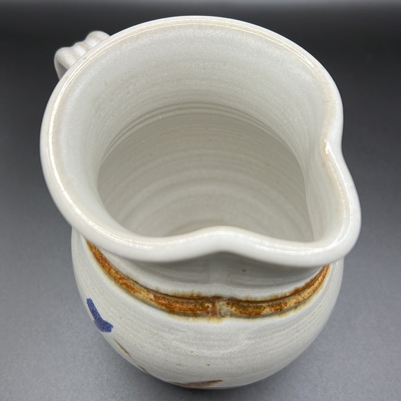 Studio Pottery Handmade Ceramic Pitcher 7.5 in - Picture 6 of 11